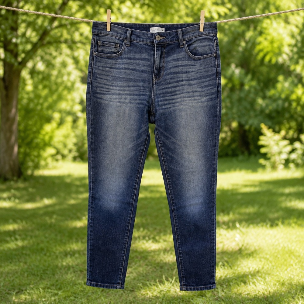 BKE Victoria Women's Size 32 Skinny Jeans Mid Rise Medium Wash Stretch Denim